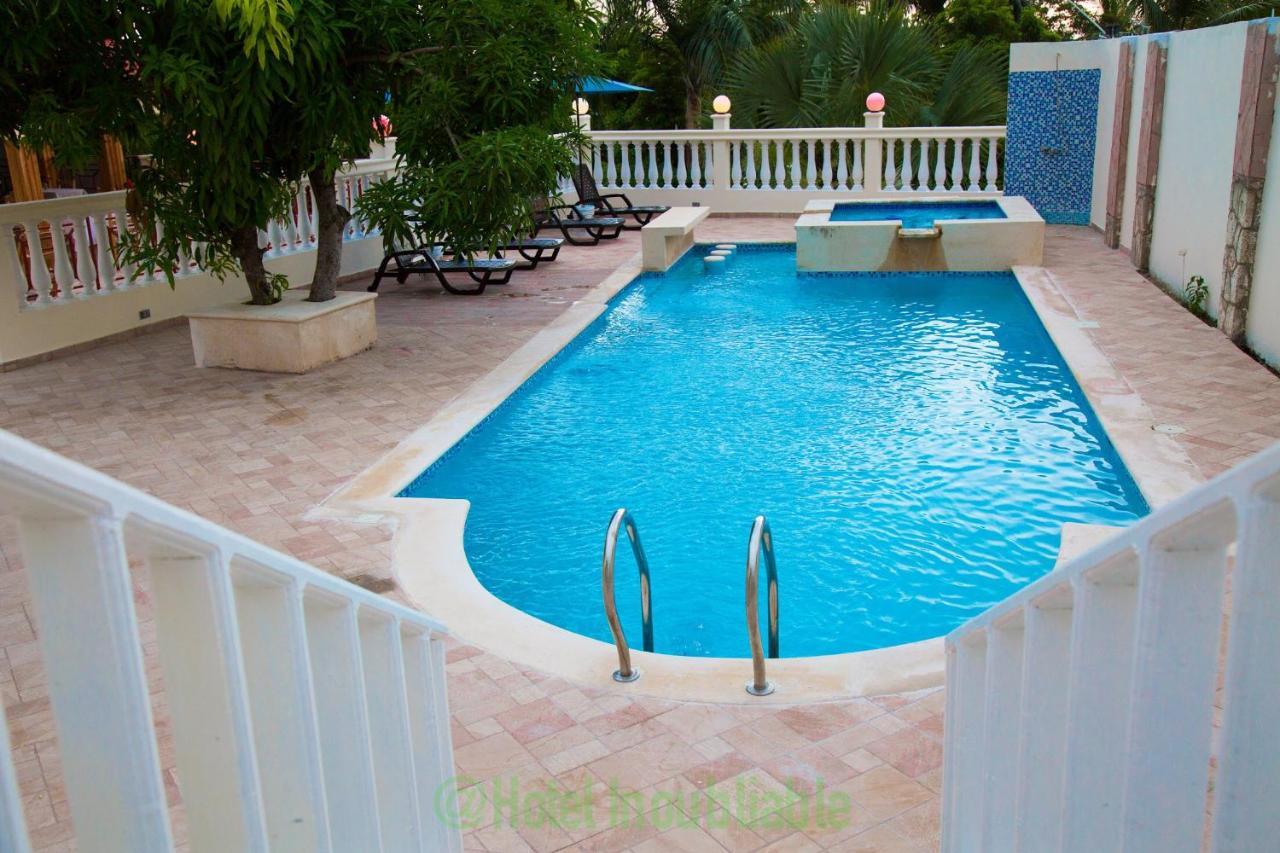 Hotel Inoubliable Cotterelle Exterior foto